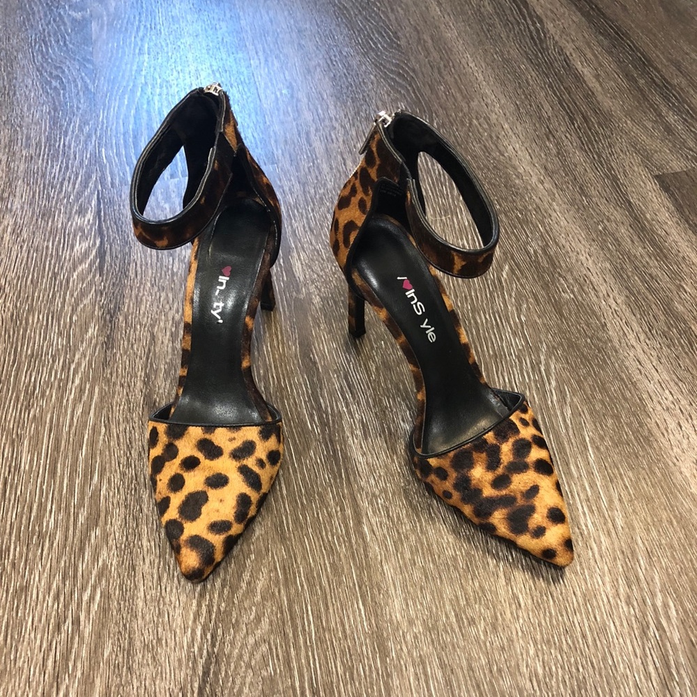 Nine West (In Style) Leopard Real Cow Hair Heels